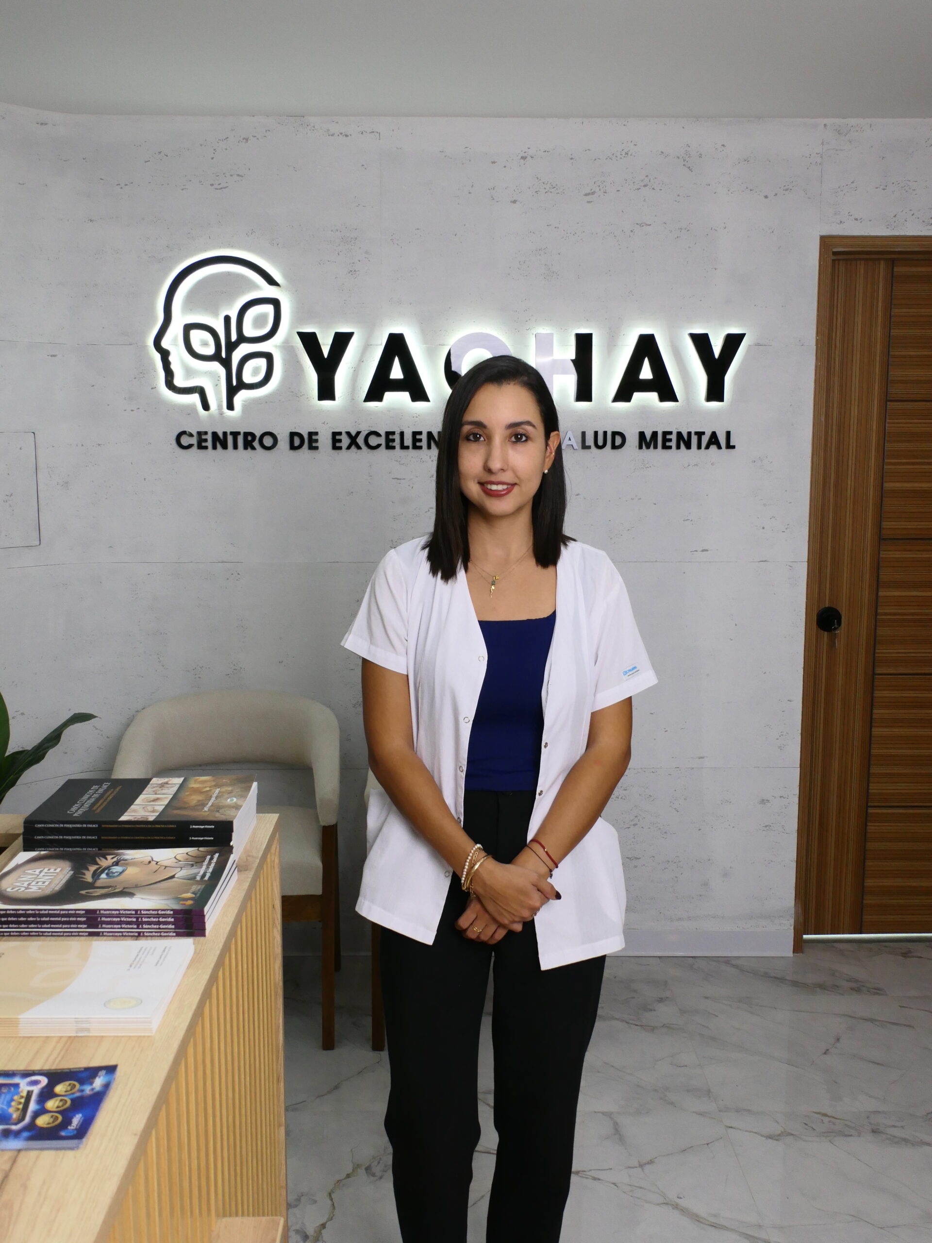 Dra. Angela Podestá Ampuero · Psiquiatra de Adultos en YACHAY